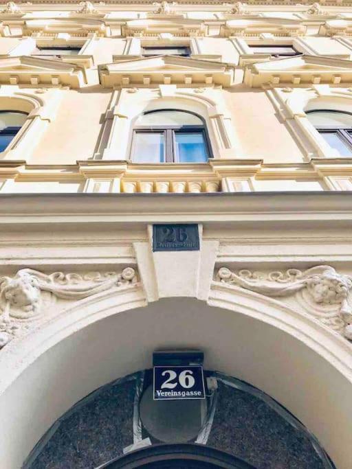 Vienna Luxury New Apartment Center -2. Bezirk Bagian luar foto